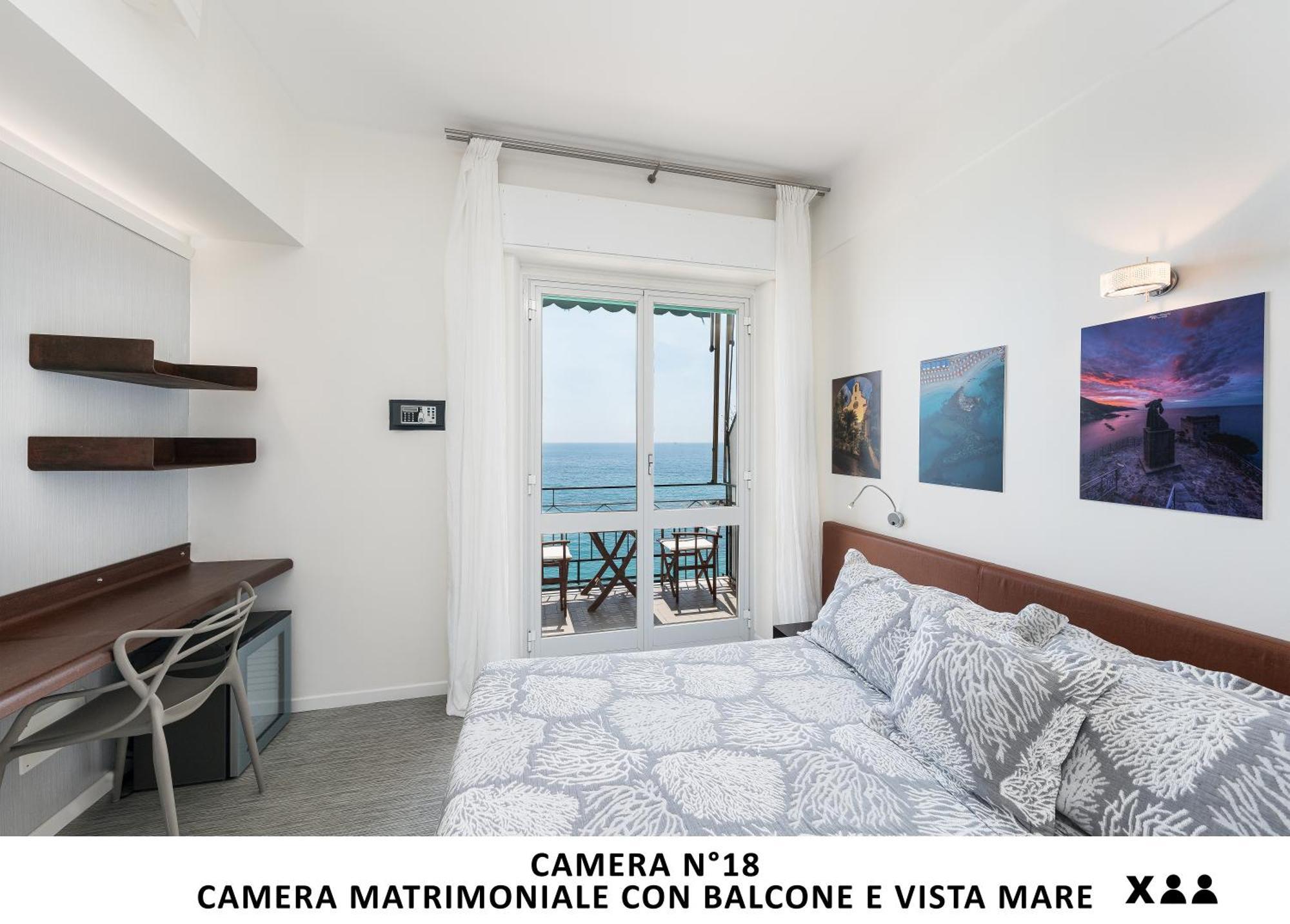 Отель Al Mare Монтероссо-аль-Маре Экстерьер фото